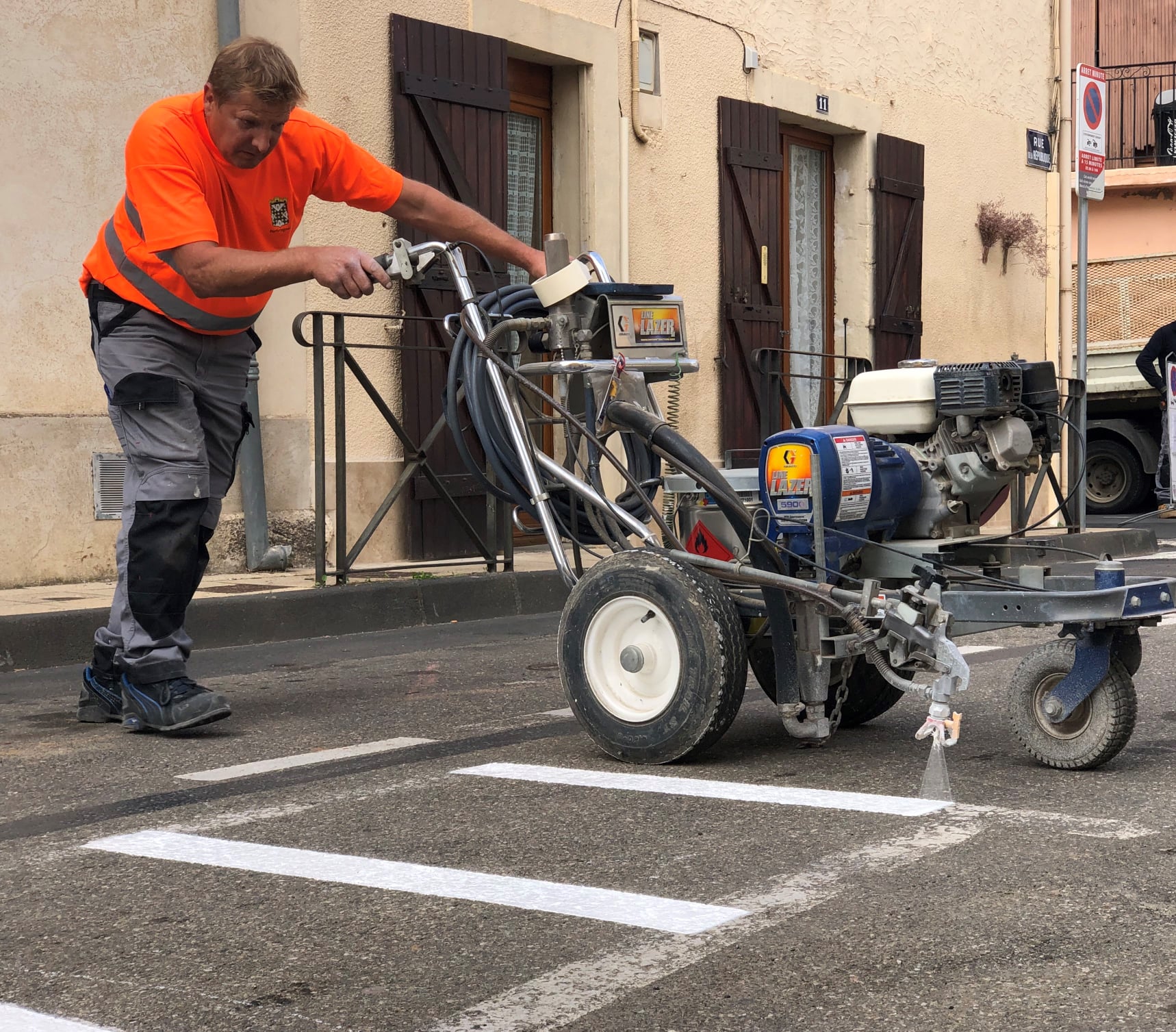 Lire la suite à propos de l’article 𝐌 𝐀 𝐑 𝐐 𝐔 𝐀 𝐆 𝐄  𝐄 𝐍  𝐂 𝐎 𝐔 𝐑 𝐒