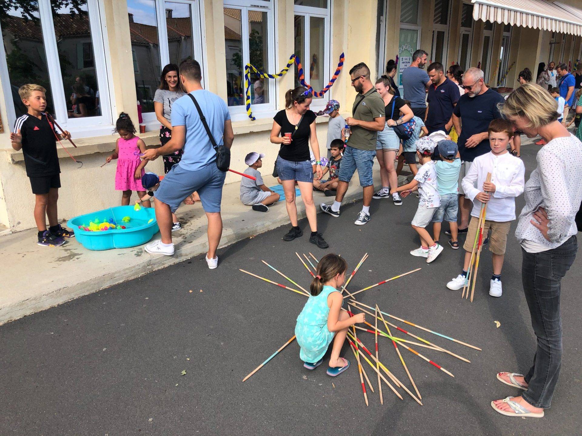 Lire la suite à propos de l’article 𝐊𝐄𝐑𝐌𝐄𝐒𝐒𝐄 𝐃𝐄 𝐅𝐈𝐍 𝐃’𝐀𝐍𝐍𝐄𝐄