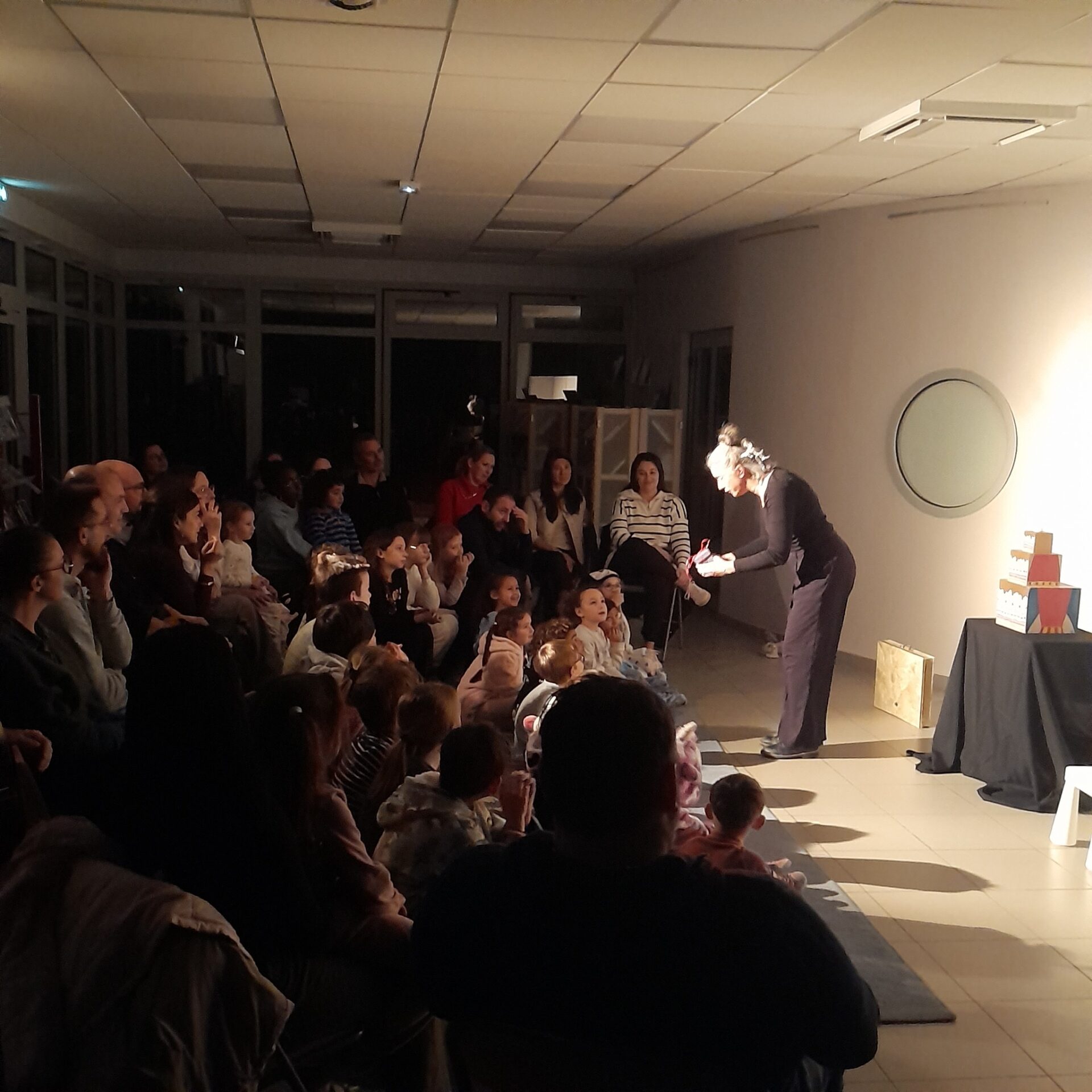 Lire la suite à propos de l’article 𝗖𝗨𝗟𝗧𝗨𝗥𝗘 I 𝗖𝗼𝗻𝘁𝗲𝘀 𝗲𝗻 𝗽𝘆𝗷𝗮𝗺𝗮 𝗽𝗼𝘂𝗿 𝗹𝗮 𝗡𝘂𝗶𝘁 𝗱𝗲 𝗹𝗮 𝗟𝗲𝗰𝘁𝘂𝗿𝗲 𝟮𝟬𝟮𝟲 !