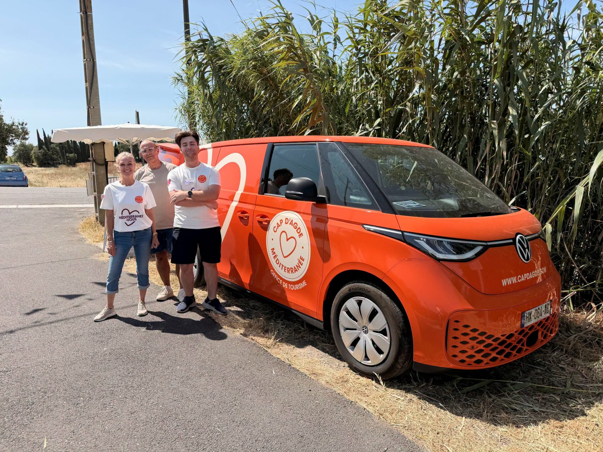 You are currently viewing 𝗩𝗢𝗧𝗥𝗘 𝗘𝗦𝗖𝗔𝗟𝗘 𝗣𝗥𝗔𝗧𝗜𝗤𝗨𝗘 I Tom, le nouvel Office de Tourisme mobile, fait escale à CanalissimÔ