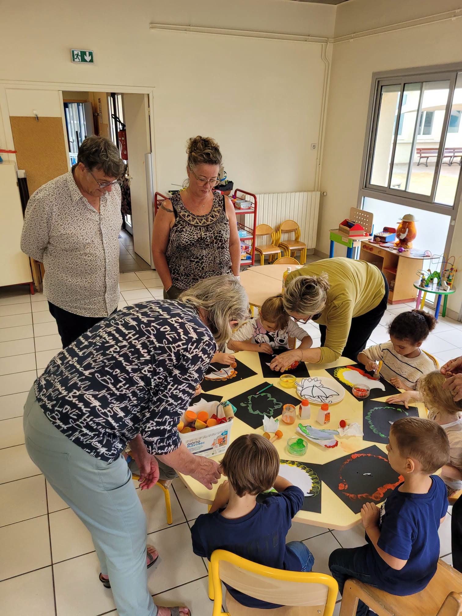 Vous consultez actuellement 𝗦𝗘𝗠𝗔𝗜𝗡𝗘 𝗕𝗟𝗘𝗨𝗘 I  Des ateliers sous le signe de l&rsquo;intergénérationnel